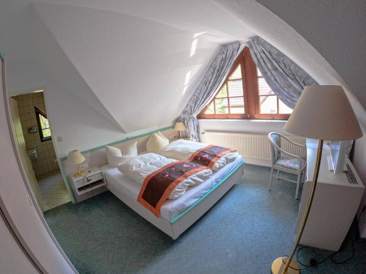 Hotel Diana Schonwalde-Glien Екстер'єр фото