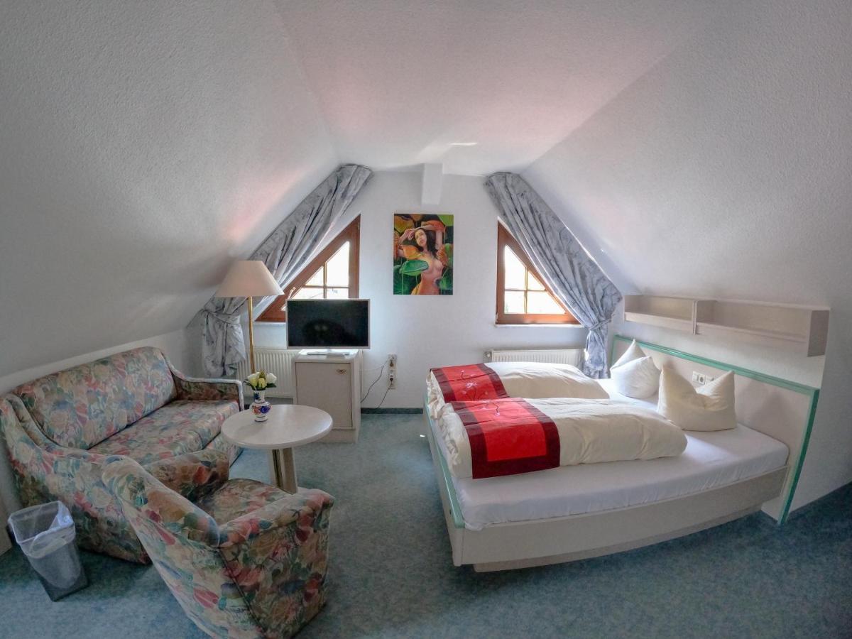 Hotel Diana Schonwalde-Glien Екстер'єр фото