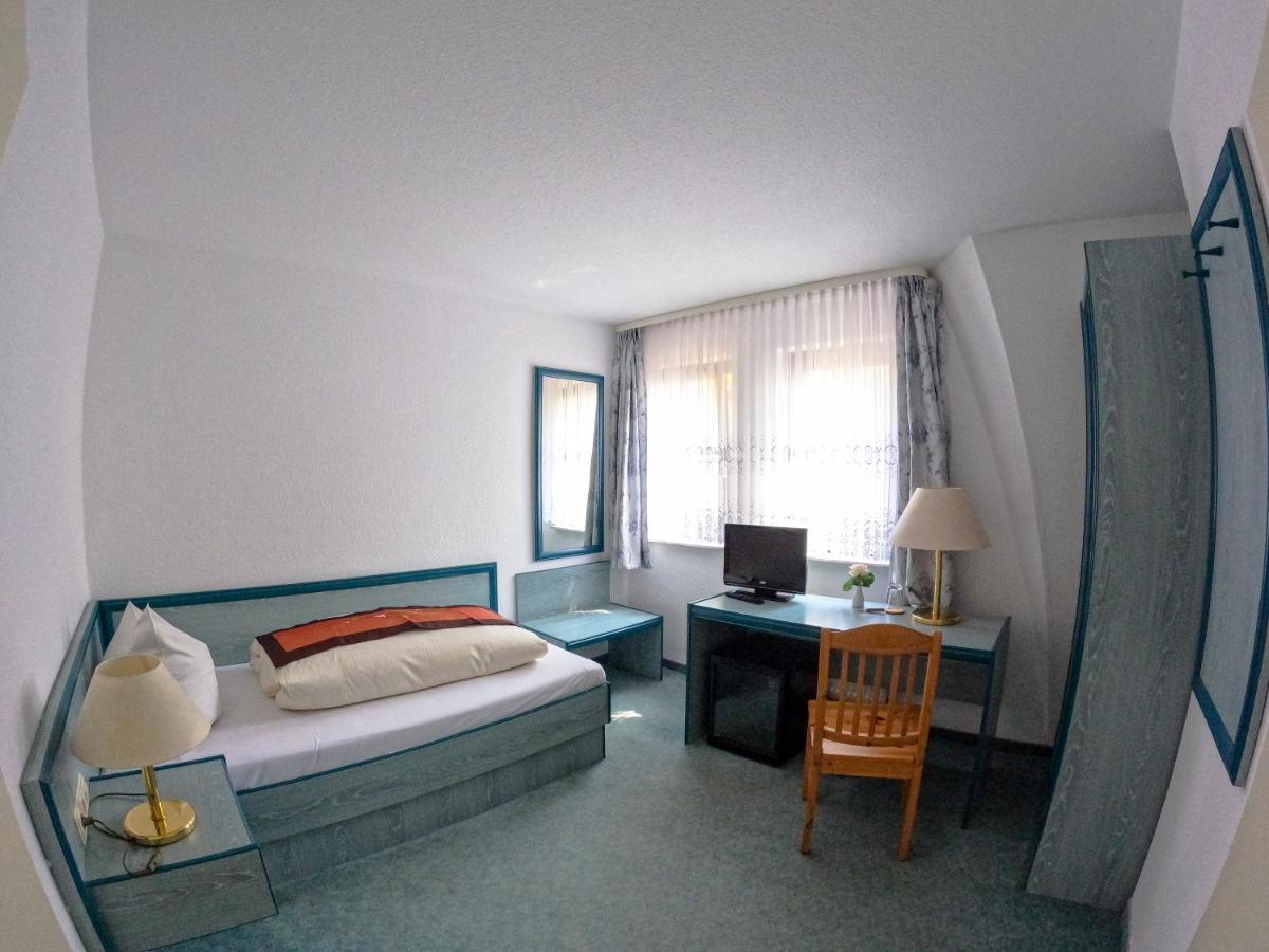 Hotel Diana Schonwalde-Glien Екстер'єр фото