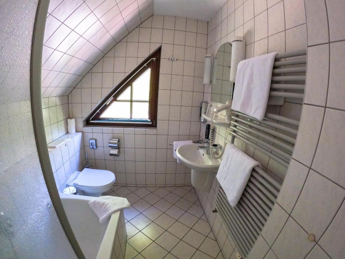 Hotel Diana Schonwalde-Glien Екстер'єр фото