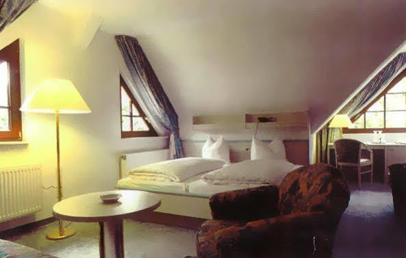 Hotel Diana Schonwalde-Glien Екстер'єр фото